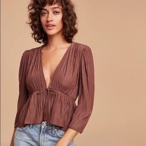 Aritzia, Wilfred Shania Crop Blouse - NWT aritzia - Flash Sale ✨